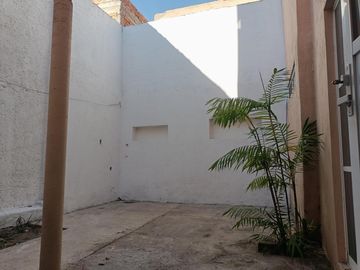 Casa con departamento en venta, Villas de Ntra. Sra. de la Asunción Encino