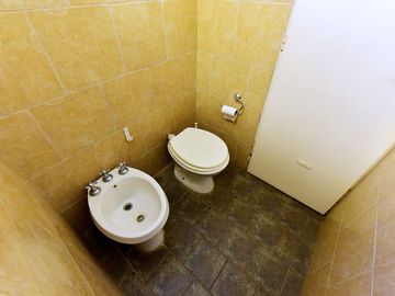 VENTA CASA QUINTA 4 AMBIENTES LA REJA PERMUTA