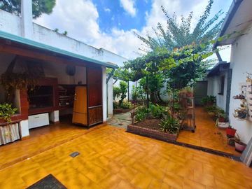 VENTA CASA CON DEPÓSITO Y COCHERA +DEPTO SAN JUSTO