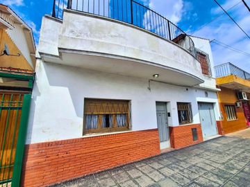 VENTA CASA CON DEPÓSITO Y COCHERA +DEPTO SAN JUSTO