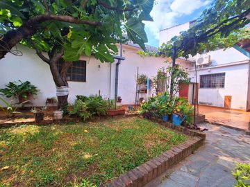 VENTA CASA CON DEPÓSITO Y COCHERA +DEPTO SAN JUSTO