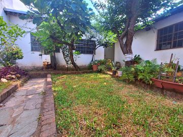 VENTA CASA CON DEPÓSITO Y COCHERA +DEPTO SAN JUSTO