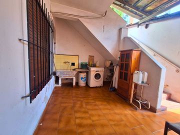VENTA CASA CON DEPÓSITO Y COCHERA +DEPTO SAN JUSTO