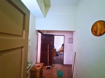 VENTA CASA CON DEPÓSITO Y COCHERA +DEPTO SAN JUSTO
