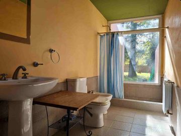 VENTA CASA 4 Amb GRAL LAS HERAS LOTE 1400m PERMUTA