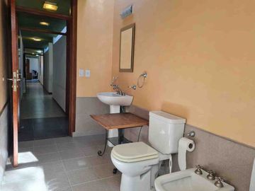 VENTA CASA 4 Amb GRAL LAS HERAS LOTE 1400m PERMUTA