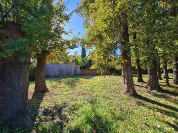 VENTA CASA 4 Amb GRAL LAS HERAS LOTE 1400m PERMUTA