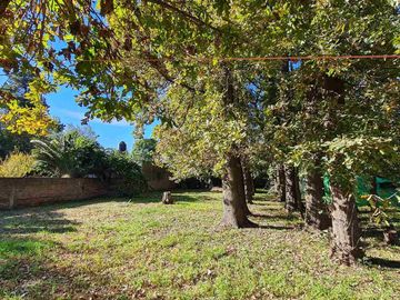 VENTA CASA 4 Amb GRAL LAS HERAS LOTE 1400m PERMUTA