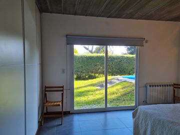 VENTA CASA 4 Amb GRAL LAS HERAS LOTE 1400m PERMUTA