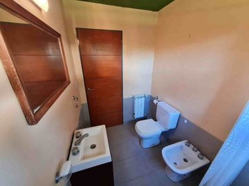 VENTA CASA 4 Amb GRAL LAS HERAS LOTE 1400m PERMUTA