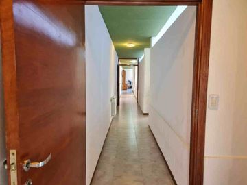 VENTA CASA 4 Amb GRAL LAS HERAS LOTE 1400m PERMUTA