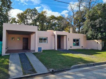 VENTA CASA 4 Amb GRAL LAS HERAS LOTE 1400m PERMUTA