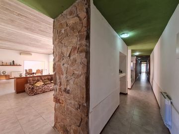 VENTA CASA 4 Amb GRAL LAS HERAS LOTE 1400m PERMUTA