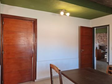 VENTA CASA 4 Amb GRAL LAS HERAS LOTE 1400m PERMUTA