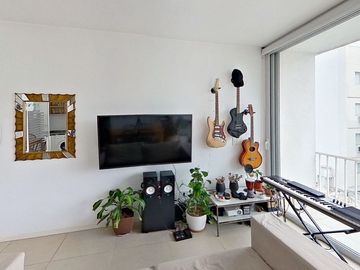 VENTA 2 AMB CASTELAR NORTE C/COCHERA