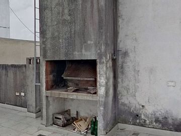 VENTA 2 AMB CASTELAR NORTE C/COCHERA