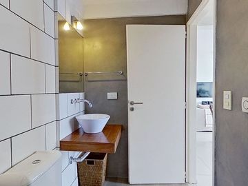VENTA 2 AMB CASTELAR NORTE C/COCHERA