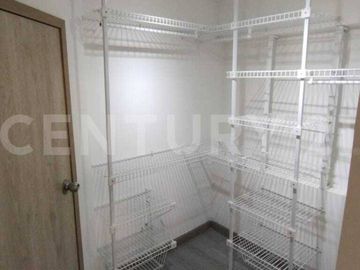 Casa para venta en la Soledad remodelada, con apto independiente rentando