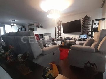 Casa para venta en la Soledad remodelada, con apto independiente rentando