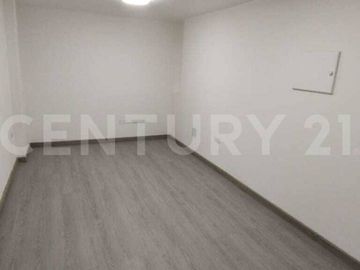 Casa para venta en la Soledad remodelada, con apto independiente rentando