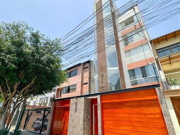 Departamento en Santiago de Surco