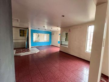 CASA PARA REMODELAR