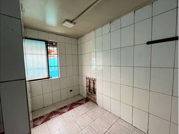 CASA PARA REMODELAR