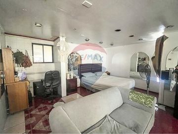 CASA PARA REMODELAR