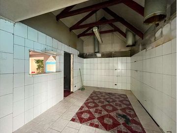 CASA PARA REMODELAR