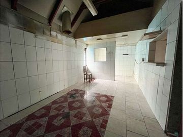 CASA PARA REMODELAR