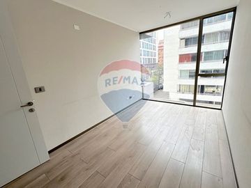 Estupenda oficina, 36 metros, 2 privados, est.