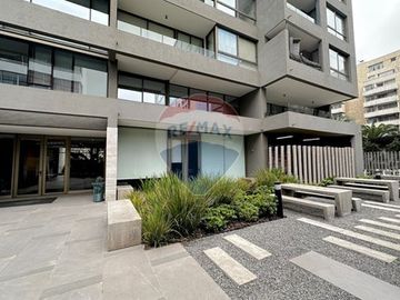 Estupenda oficina, 36 metros, 2 privados, est.