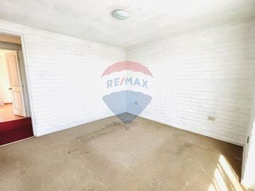 NUEVO PRECIO! Casa Aislada al interior Pasaje
