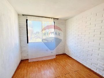 NUEVO PRECIO! Casa Aislada al interior Pasaje