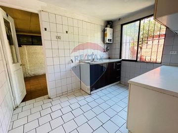 NUEVO PRECIO! Casa Aislada al interior Pasaje