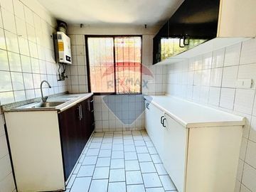 NUEVO PRECIO! Casa Aislada al interior Pasaje