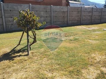 Local comercial con amplio sitio - Isla de Maipo
