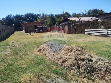 Local comercial con amplio sitio - Isla de Maipo