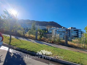 Departamento en Venta en San Carlos de Apoquindo con Carlos Peña
