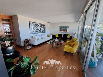 Departamento en Venta en San Carlos de Apoquindo con Carlos Peña