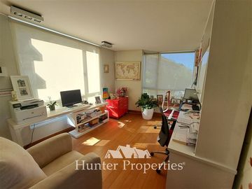 Departamento en Venta en San Carlos de Apoquindo con Carlos Peña