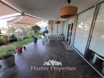 Departamento en Venta en San Carlos de Apoquindo con Carlos Peña