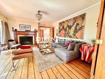 7 Norte, Viña del Mar. Casa con zonificación para giro comercial.
