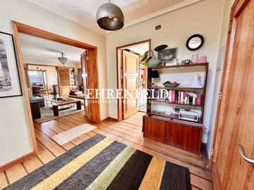 7 Norte, Viña del Mar. Casa con zonificación para giro comercial.