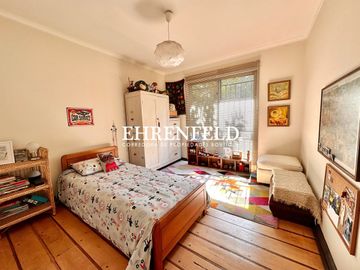 7 Norte, Viña del Mar. Casa con zonificación para giro comercial.