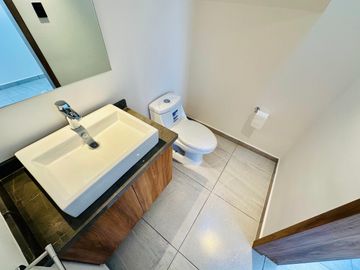 CASAS EN VENTA DE 3 NIVELES, 3 RECÁMARAS, JARDÍN, ROOF Y TERRAZA