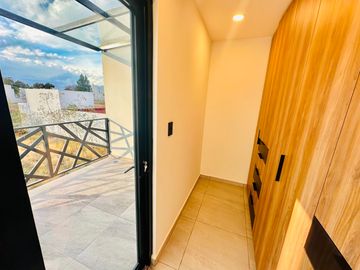 CASAS EN VENTA DE 3 NIVELES, 3 RECÁMARAS, JARDÍN, ROOF Y TERRAZA