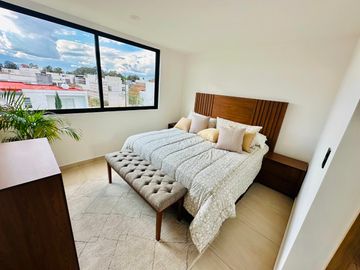 CASAS EN VENTA DE 3 NIVELES, 3 RECÁMARAS, JARDÍN, ROOF Y TERRAZA