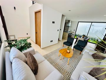 CASAS EN VENTA DE 3 NIVELES, 3 RECÁMARAS, JARDÍN, ROOF Y TERRAZA