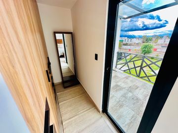 CASAS EN VENTA DE 3 NIVELES, 3 RECÁMARAS, JARDÍN, ROOF Y TERRAZA